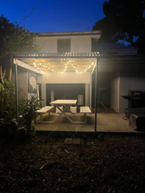 Sandown Beachside Cottage, Bongaree